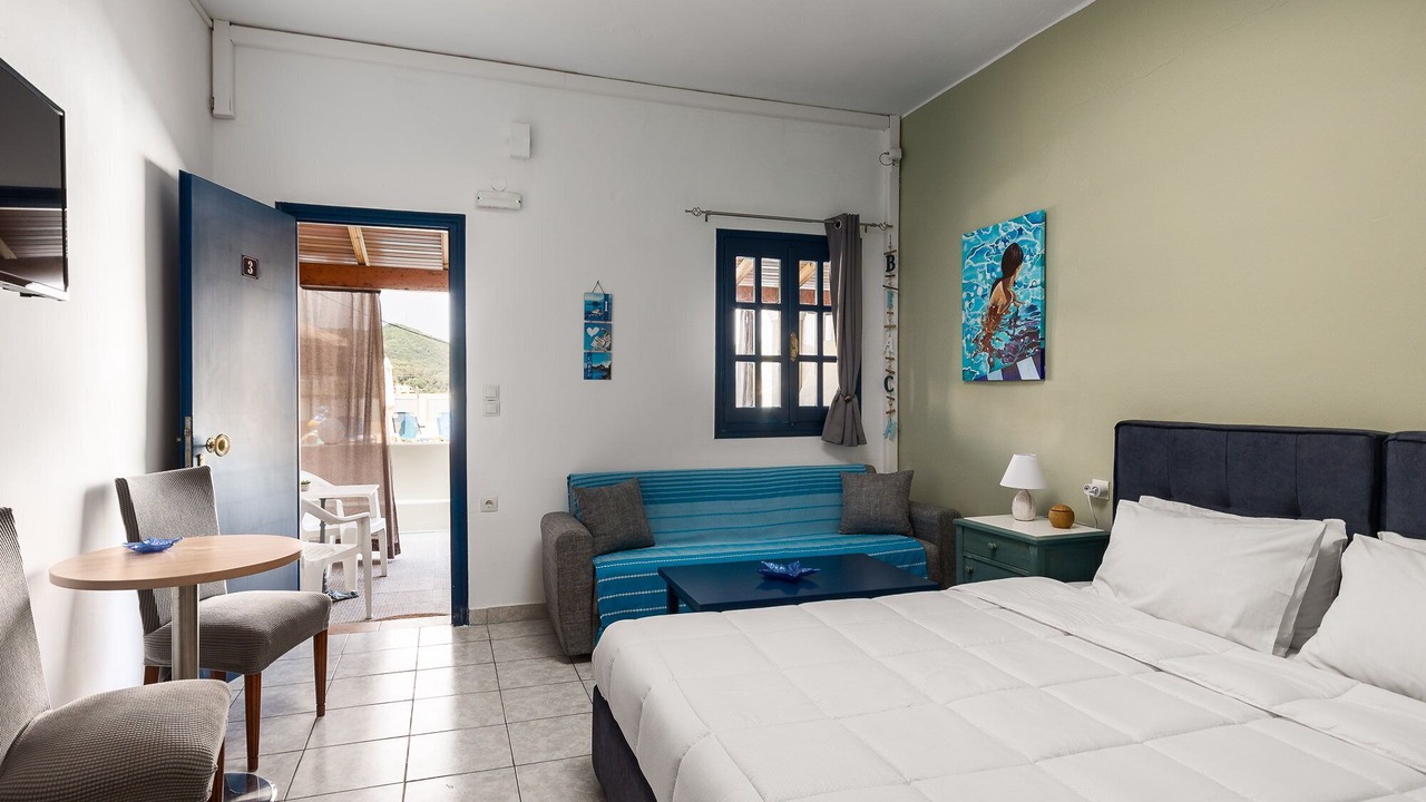 Photo of Bedroom in Agios Stefanos Avliotes
