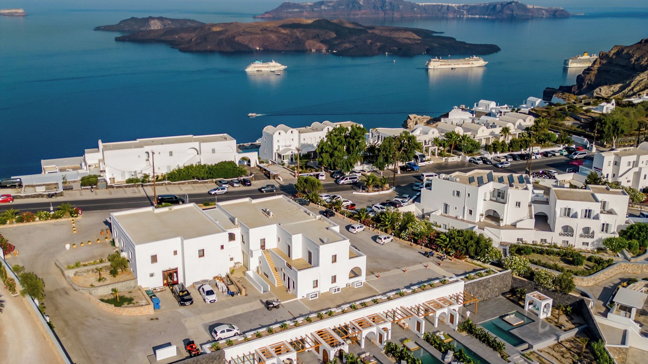 Photo of Outdoor in Fira
