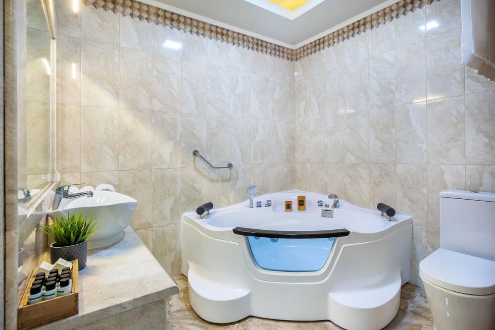 Photo of Bathroom in Pallini