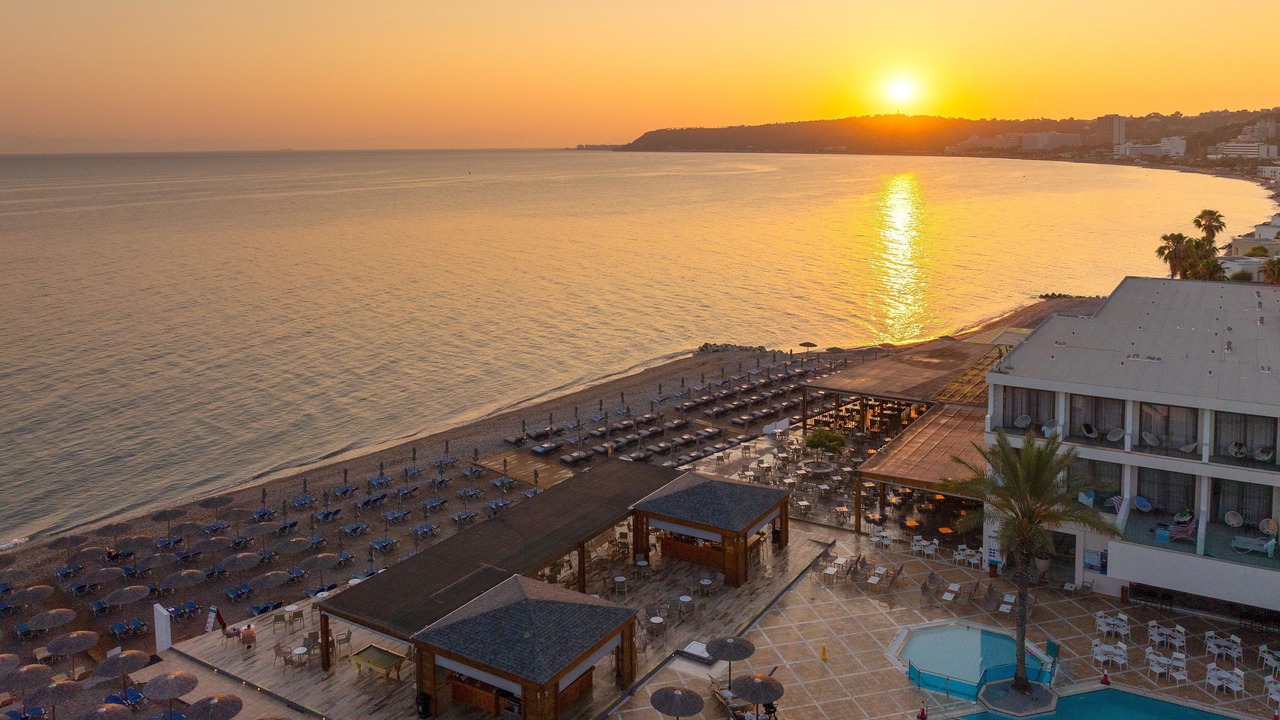 Photo of Outdoor in Ixia