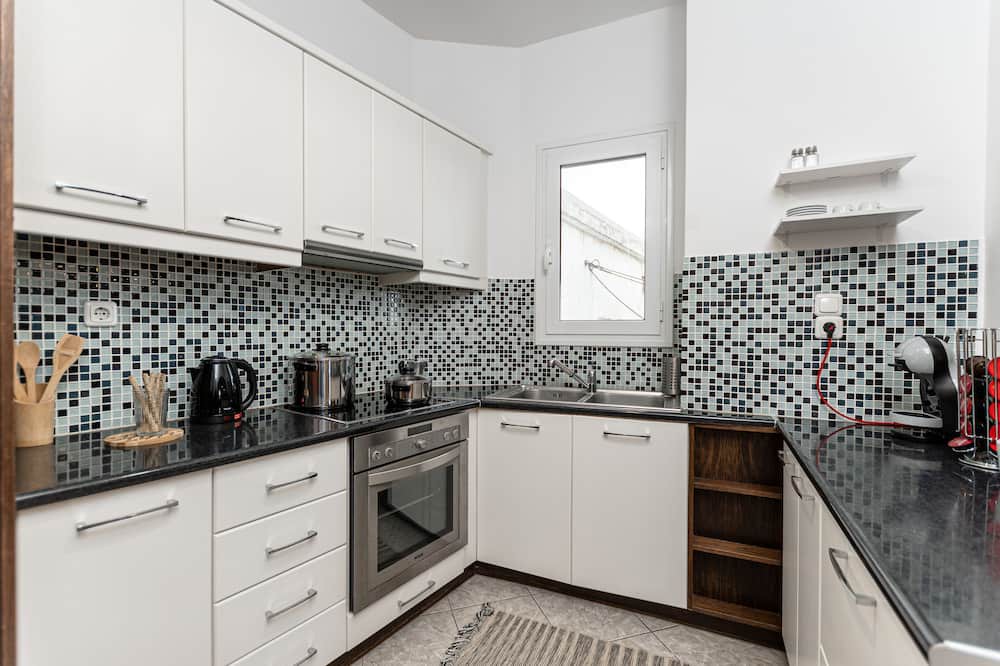Photo of Kitchen in Aperathos