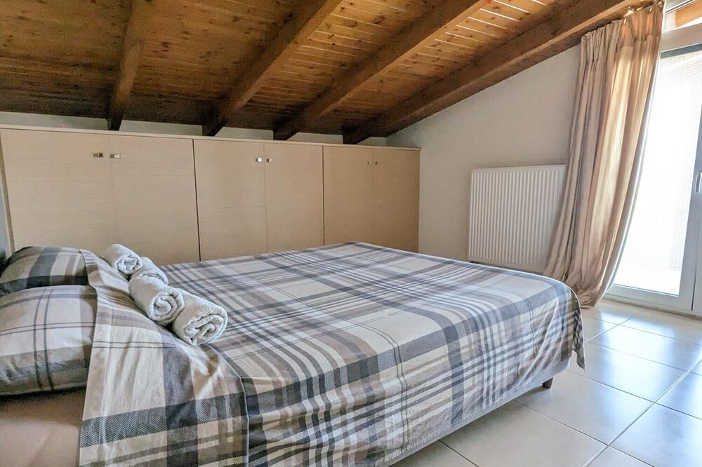 Photo of Bedroom in Kamena Vourla