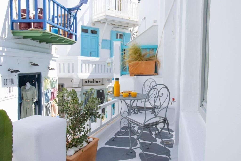 Photo of Patio Balcony in Little Venice
