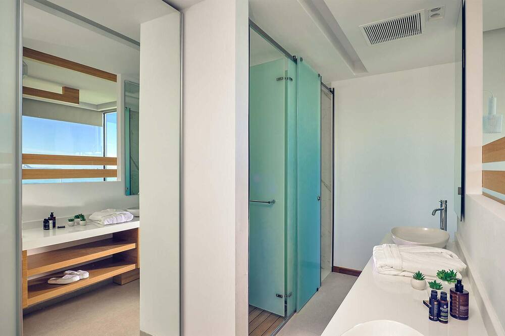 Photo of Bathroom in Marathias