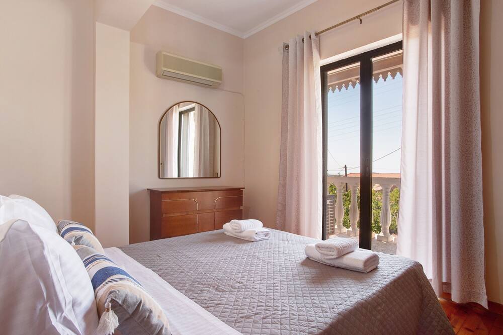 Photo of Bedroom in Elation
