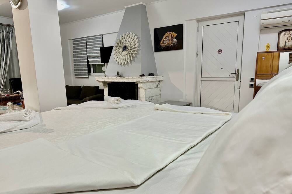 Photo of Bedroom in Koskinou