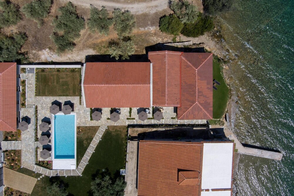 Photo of Outdoor in Sourpi