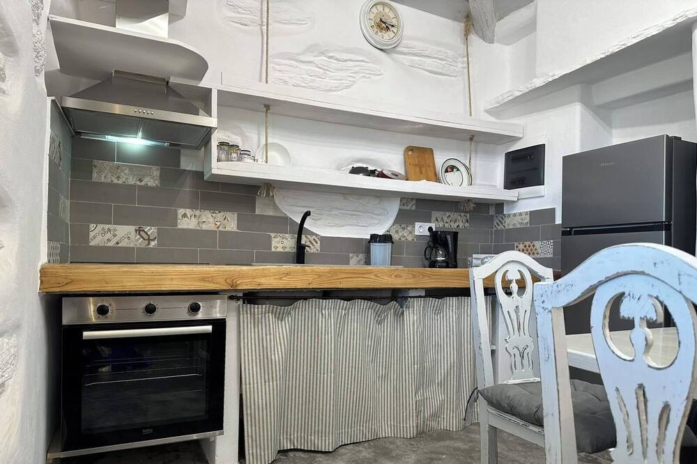Photo of Kitchen in Paleopolis