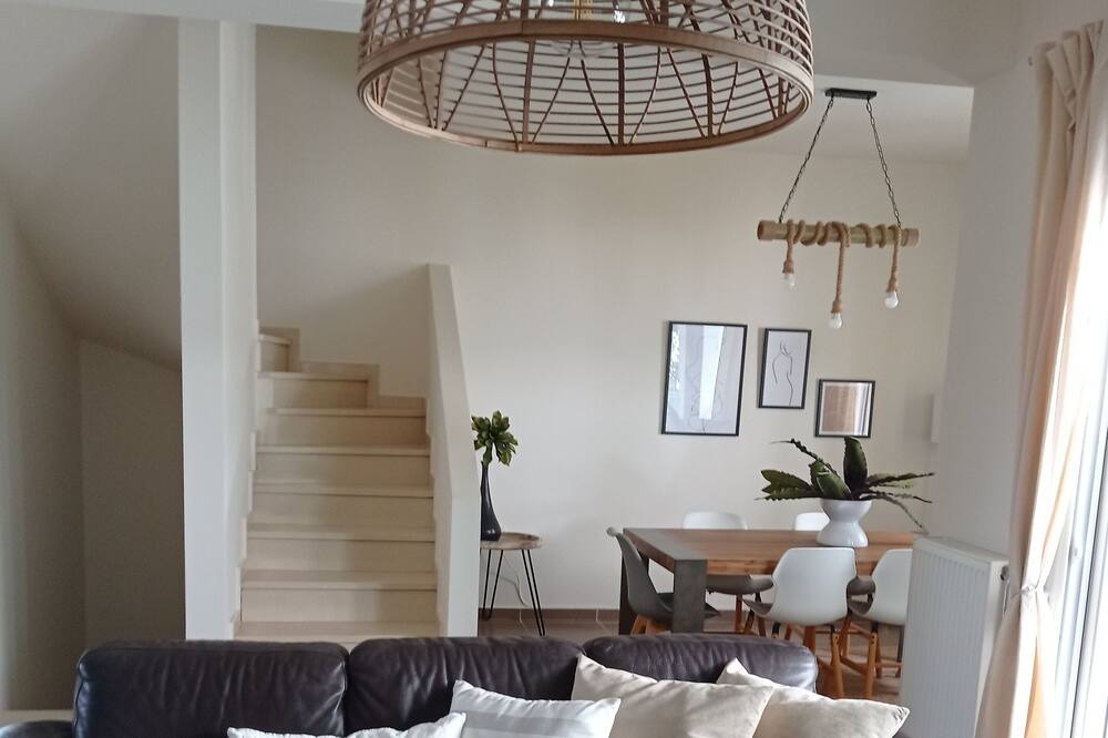 Photo of Livingroom in Nees Pagases