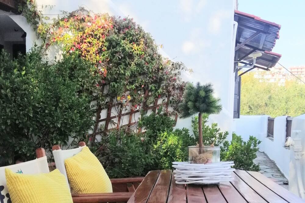 Photo of Patio Balcony in Agios Ioannis