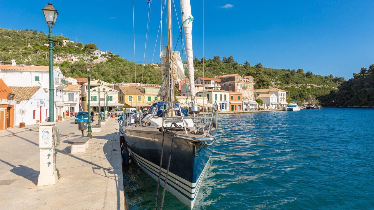 Photo of Others in Paxos