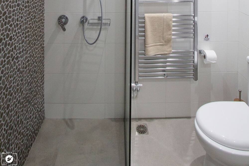 Photo of Bathroom in Katochori