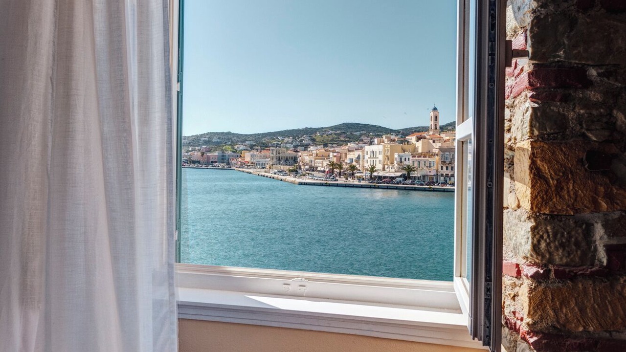 Photo of Bedroom in Ermoupoli