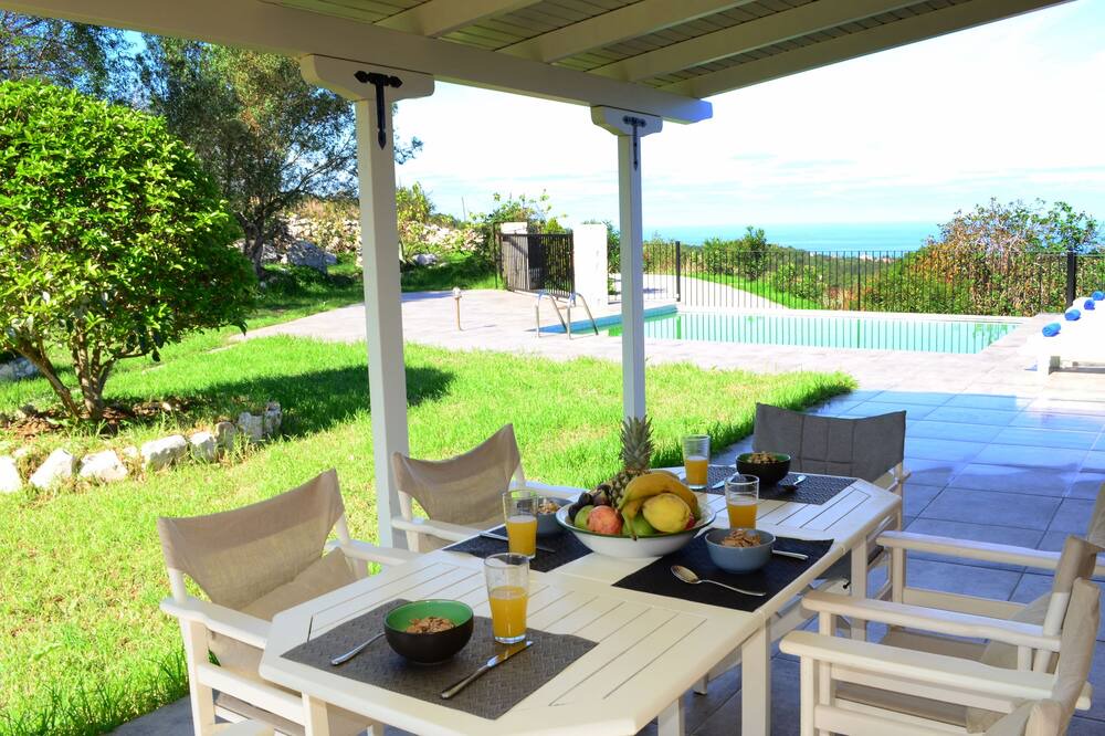 Photo of Patio Balcony in Katsarata
