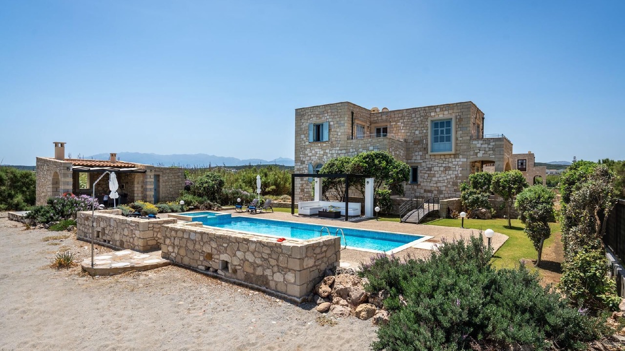 Photo of Outdoor in Rapaniana
