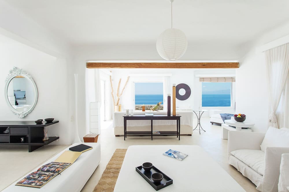 Photo of Livingroom in Paraga