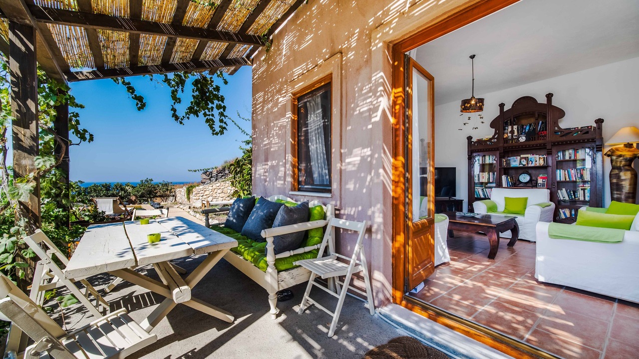 Photo of Patio Balcony in Finikia
