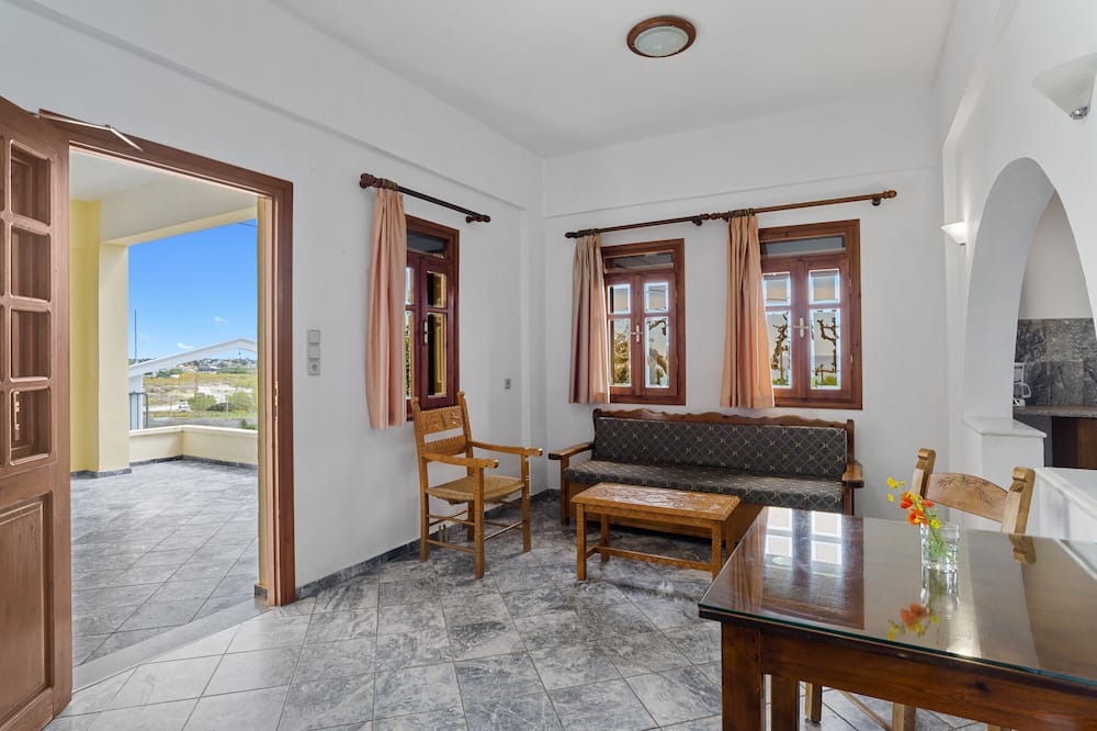 Photo of Livingroom in Fragkokastello