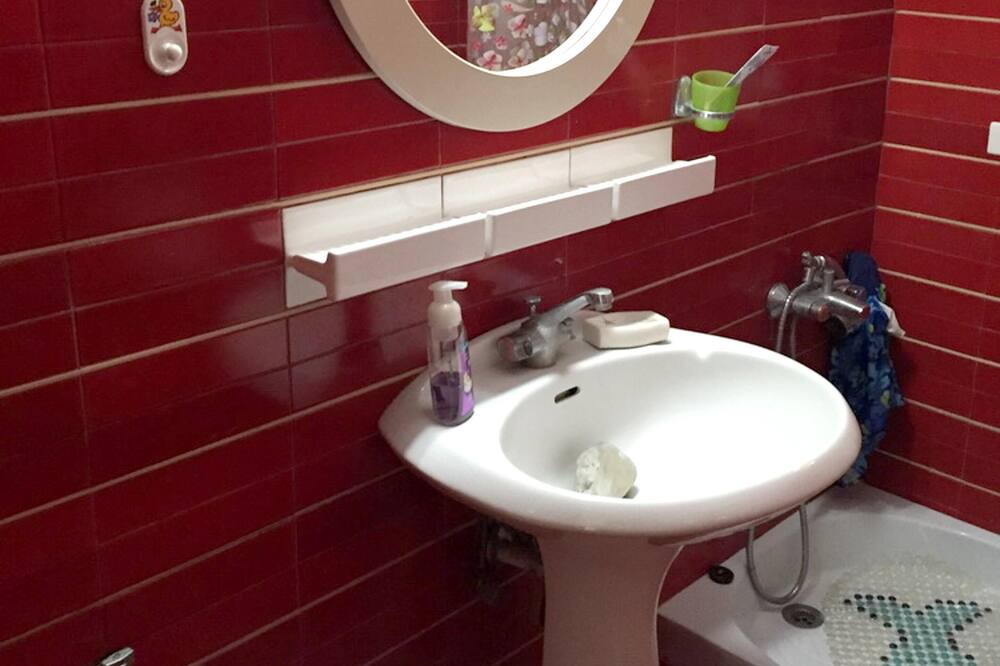 Photo of Bathroom in Chalcis