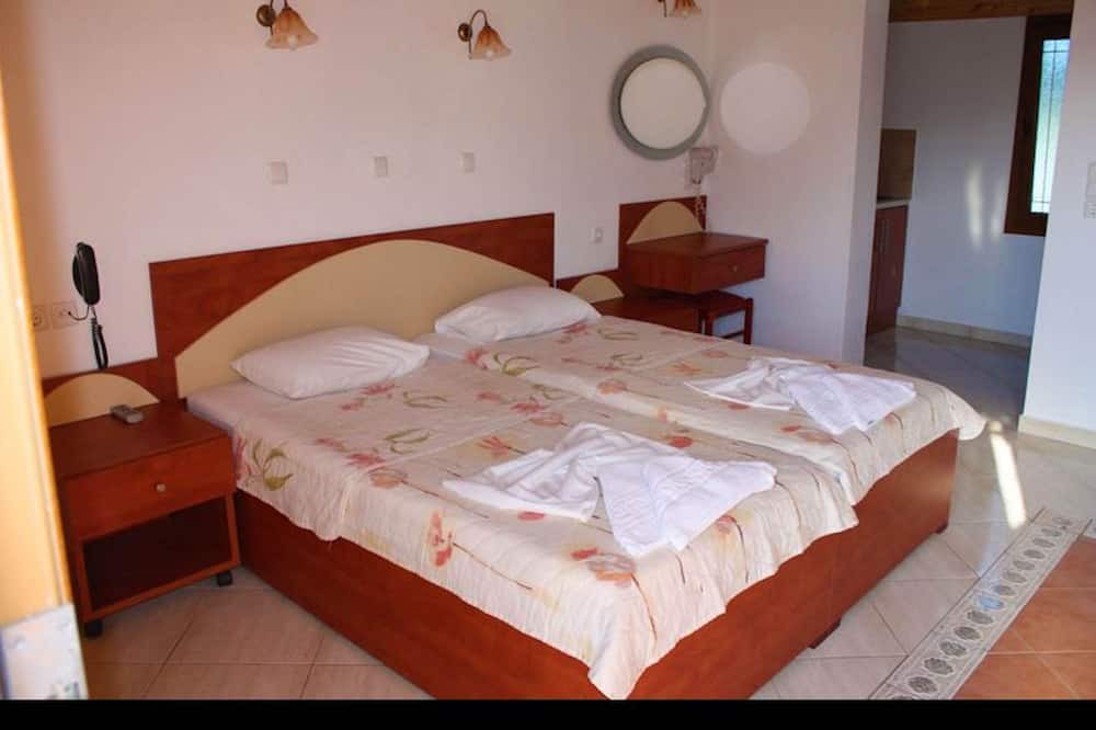 Photo of Bedroom in Anaxos