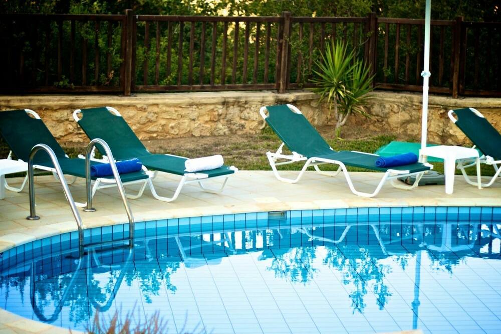 Photo of Outdoor in Gerani