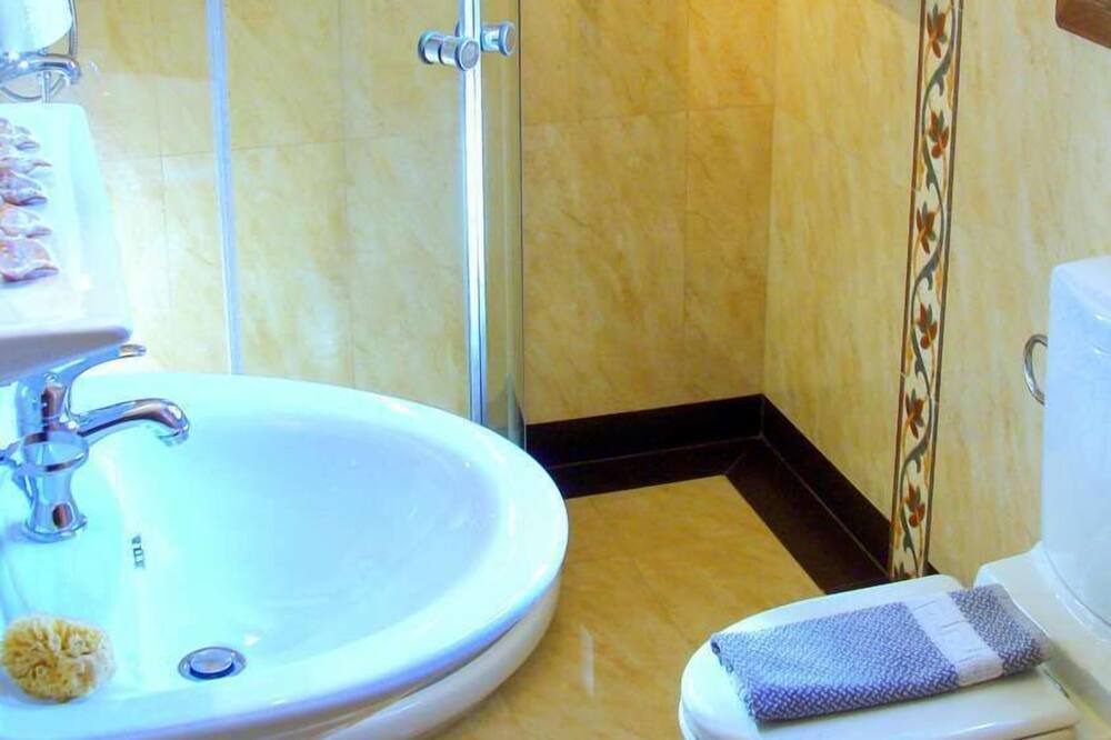 Photo of Bathroom in Katsarata
