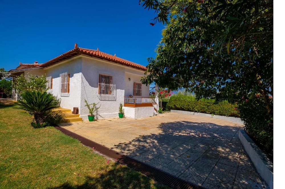 Photo of Outdoor in Messaia