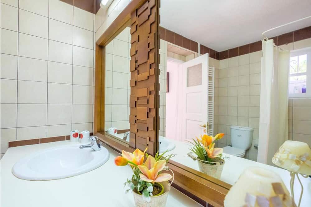 Photo of Bathroom in Messaia
