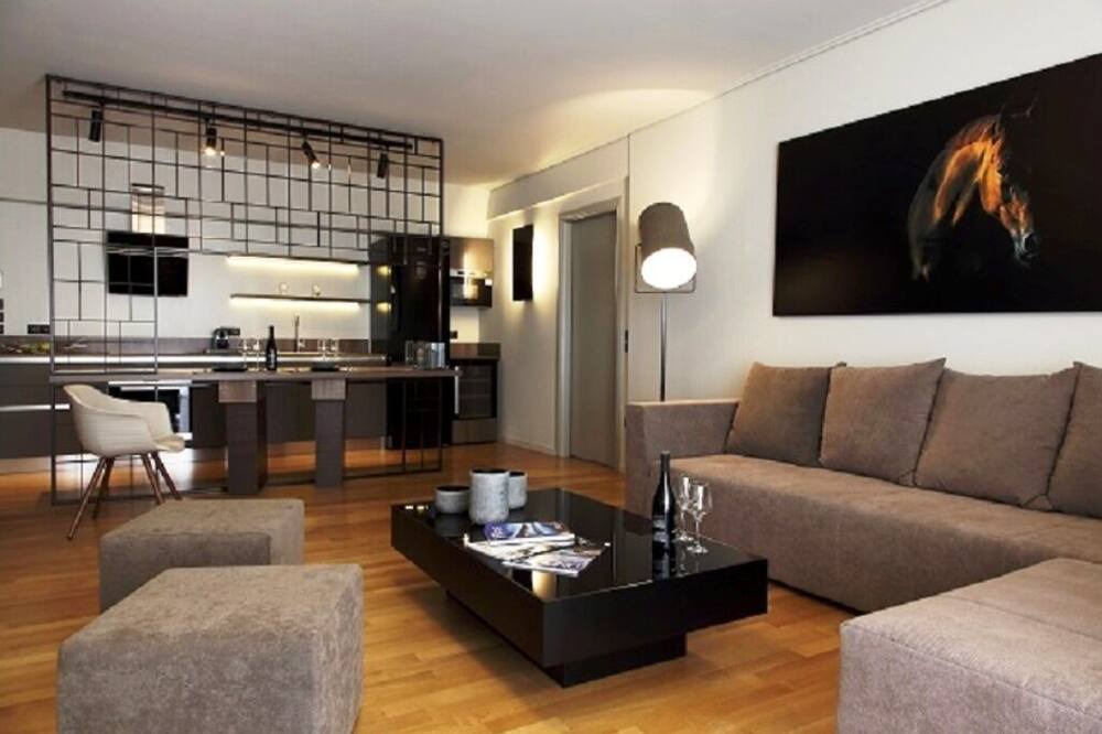 Photo of Livingroom in Elliniko