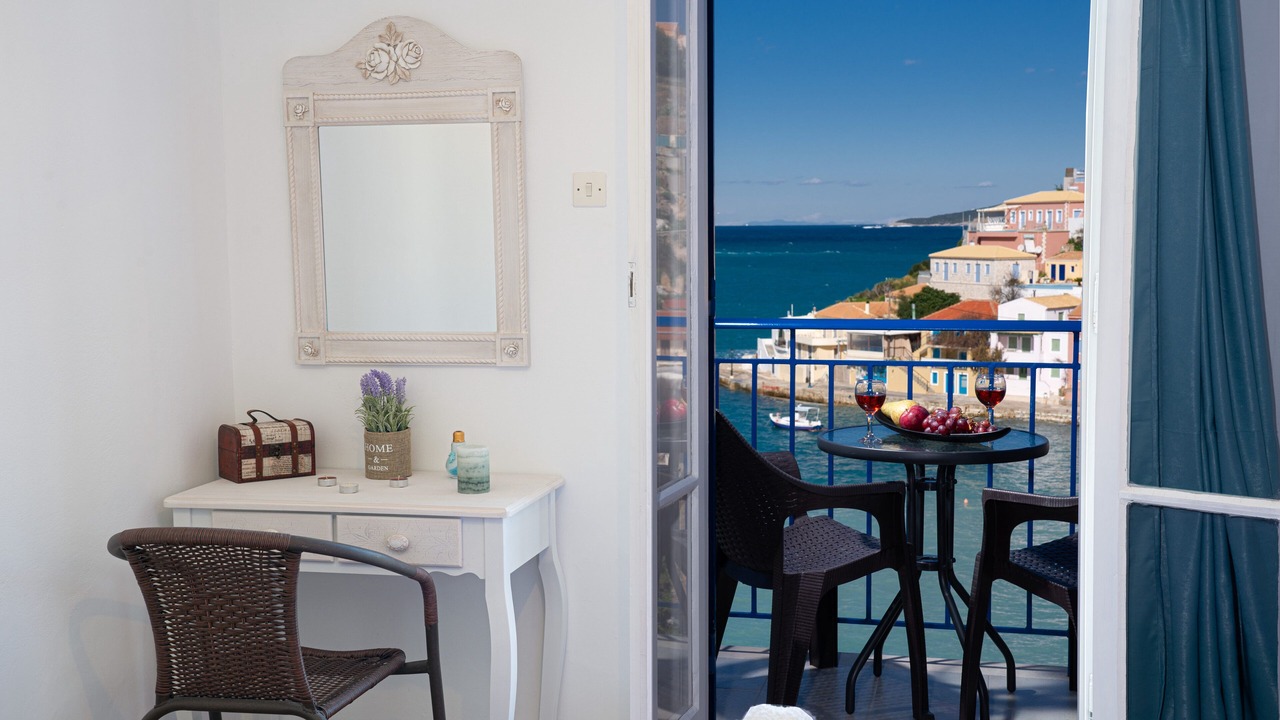 Photo of Others in Frourion