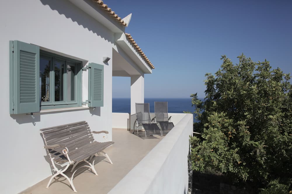 Photo of Patio Balcony in Vasilitsion