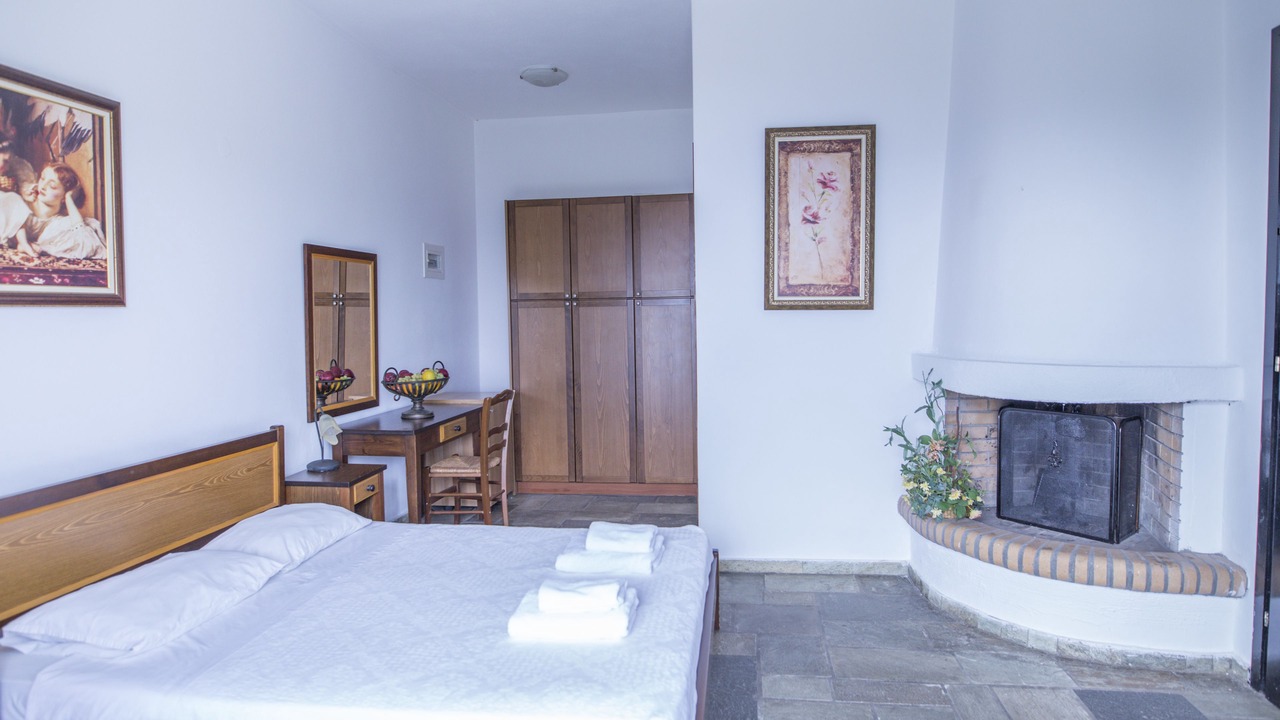 Photo of Bedroom in Pagoneri
