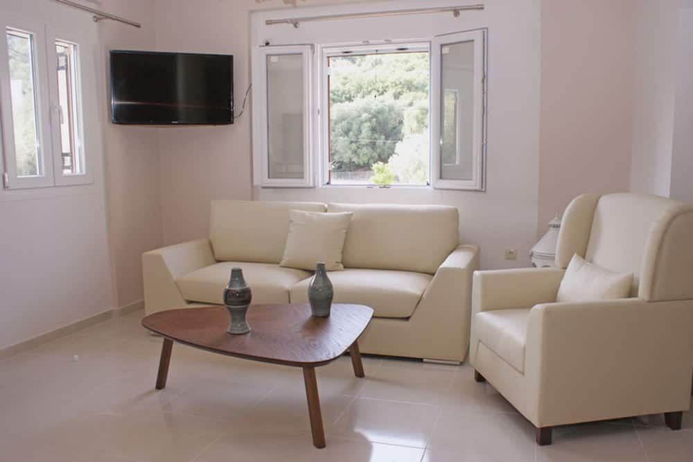 Photo of Livingroom in Episkopos