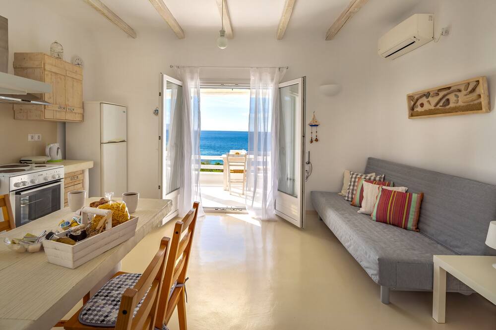 Photo of Livingroom in Karystos