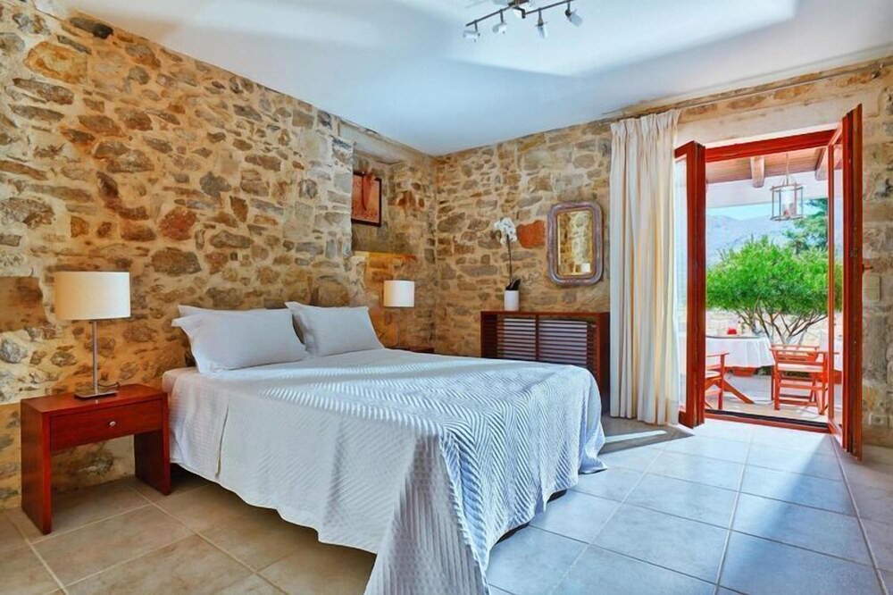 Photo of Others in Tilisos