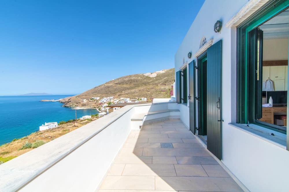 Photo of Patio Balcony in Exomvourgo