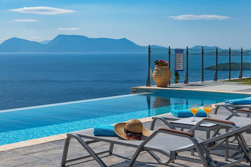 Photo of Outdoor in Spanokhorion