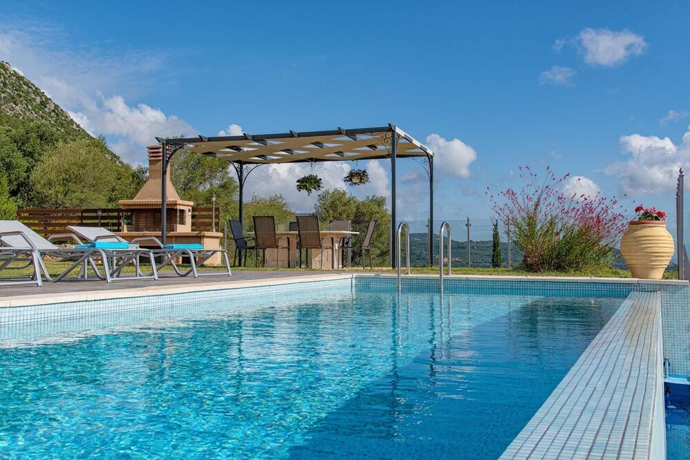 Photo of Outdoor in Spanokhorion