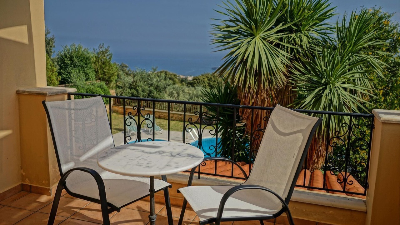 Photo of Outdoor in Gerani