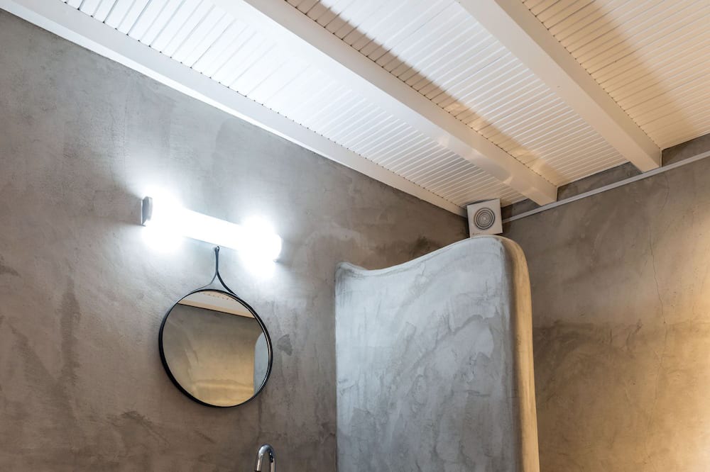 Photo of Bathroom in Agios Stefanos