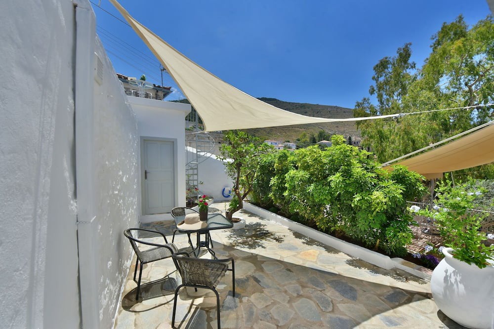 Photo of Patio Balcony in Vlikhos
