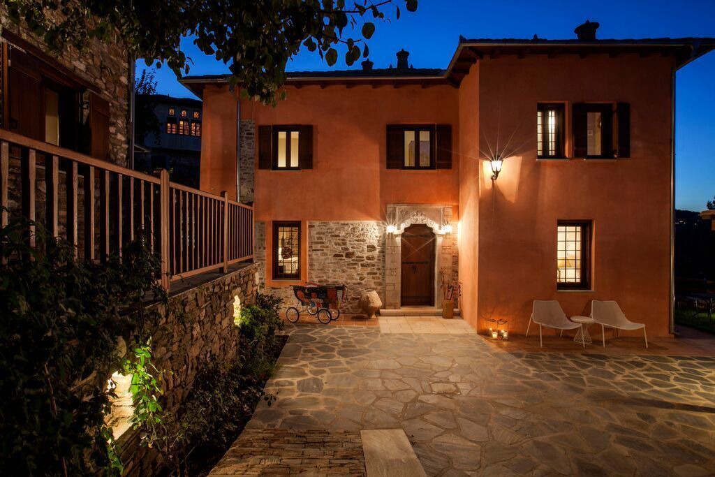Photo of Outdoor in Mouresi