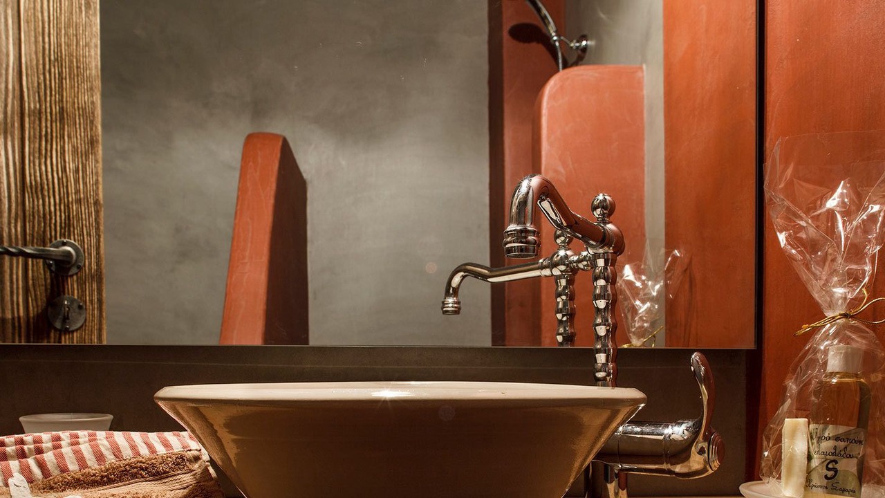 Photo of Bathroom in Mouresi