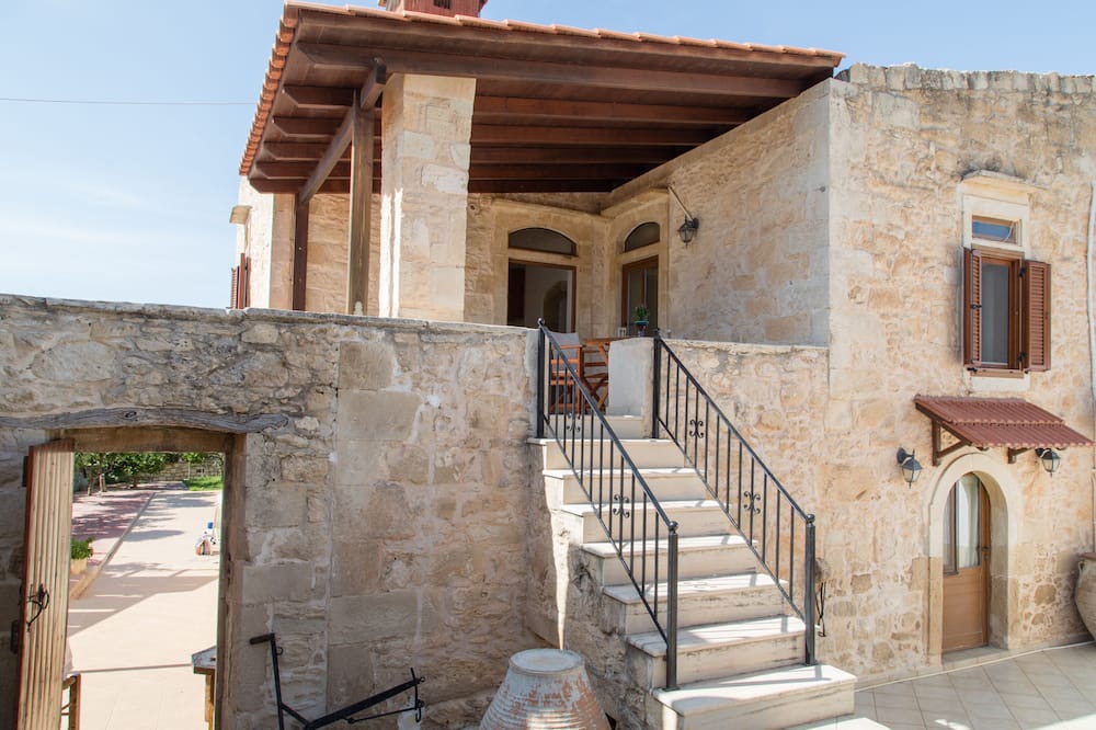 Photo of Outdoor in Pigouniana