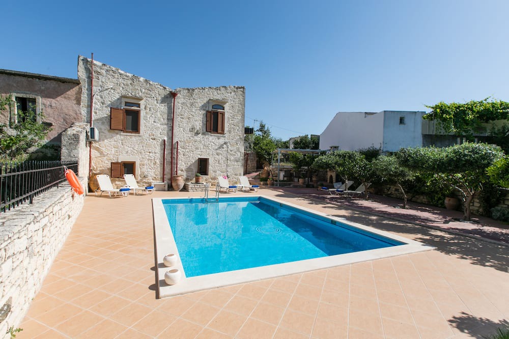 Photo of Outdoor in Pigouniana