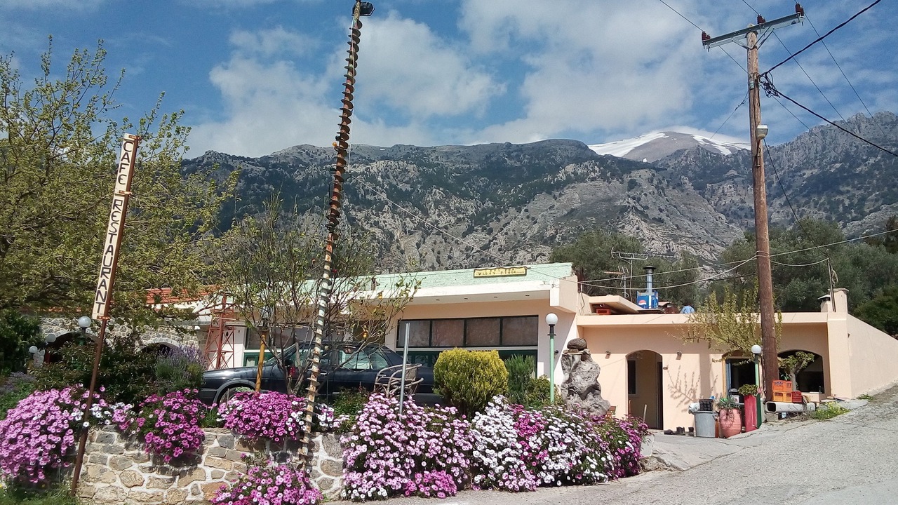 Photo of Outdoor in Fourfouras