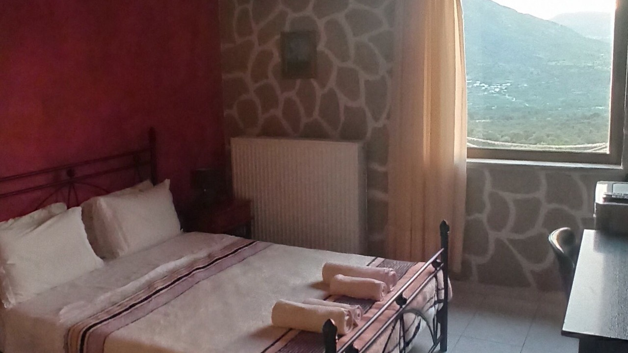 Photo of Bedroom in Fourfouras