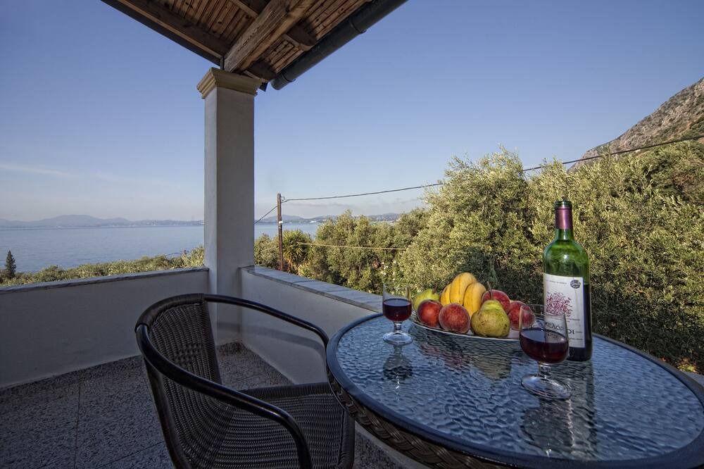 Photo of Patio Balcony in Barbati
