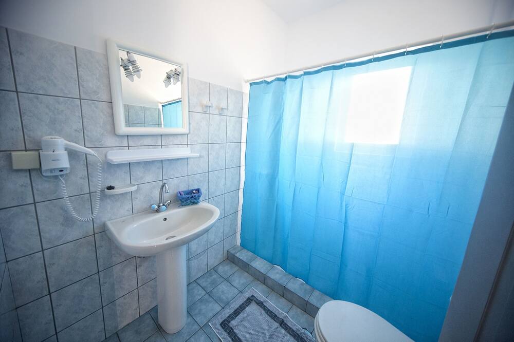 Photo of Bathroom in Barbati