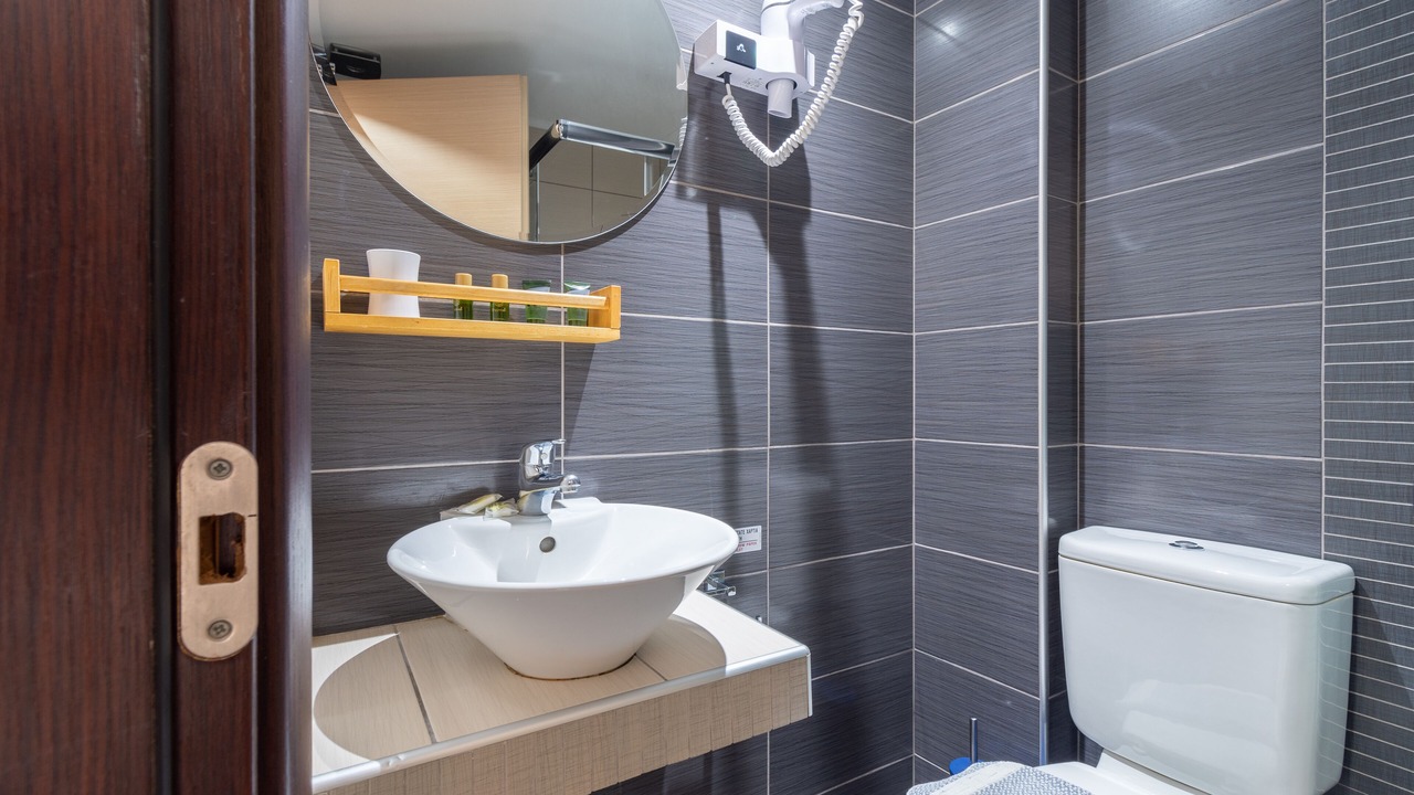 Photo of Bathroom in Neos Marmaras